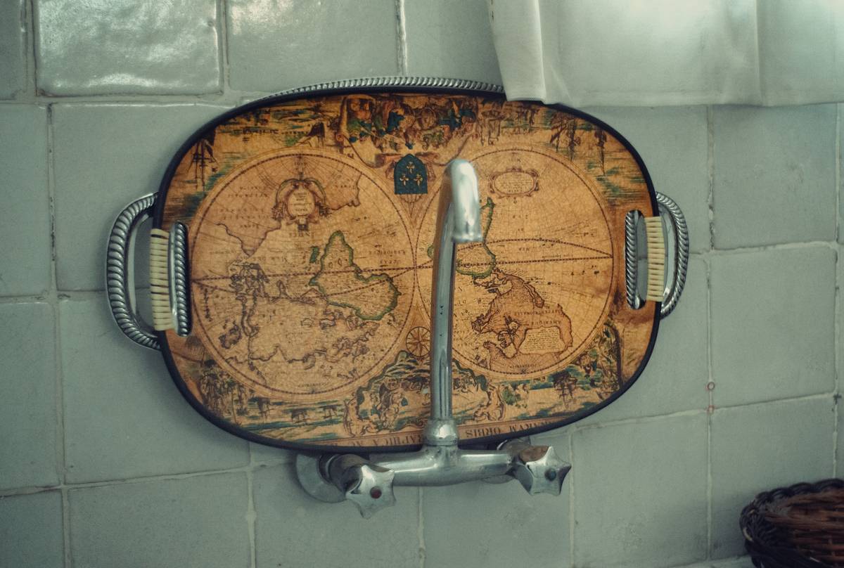 home compasses decorative: Why Your Walls Need This Forgotten Nautical Accent