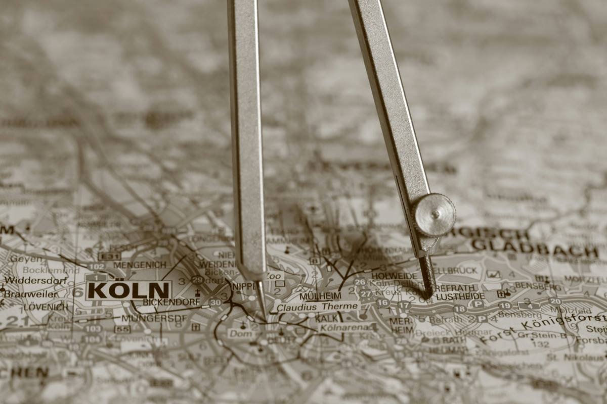 measuring tool compasse what is compass